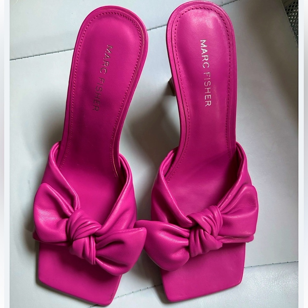 Marc Fisher Demar Pink Heels